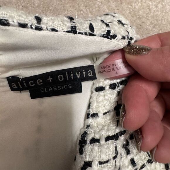 EUC Alice + Olivia Women's Tweed Mini Dress Size 4 - White - Picture 5 of 7